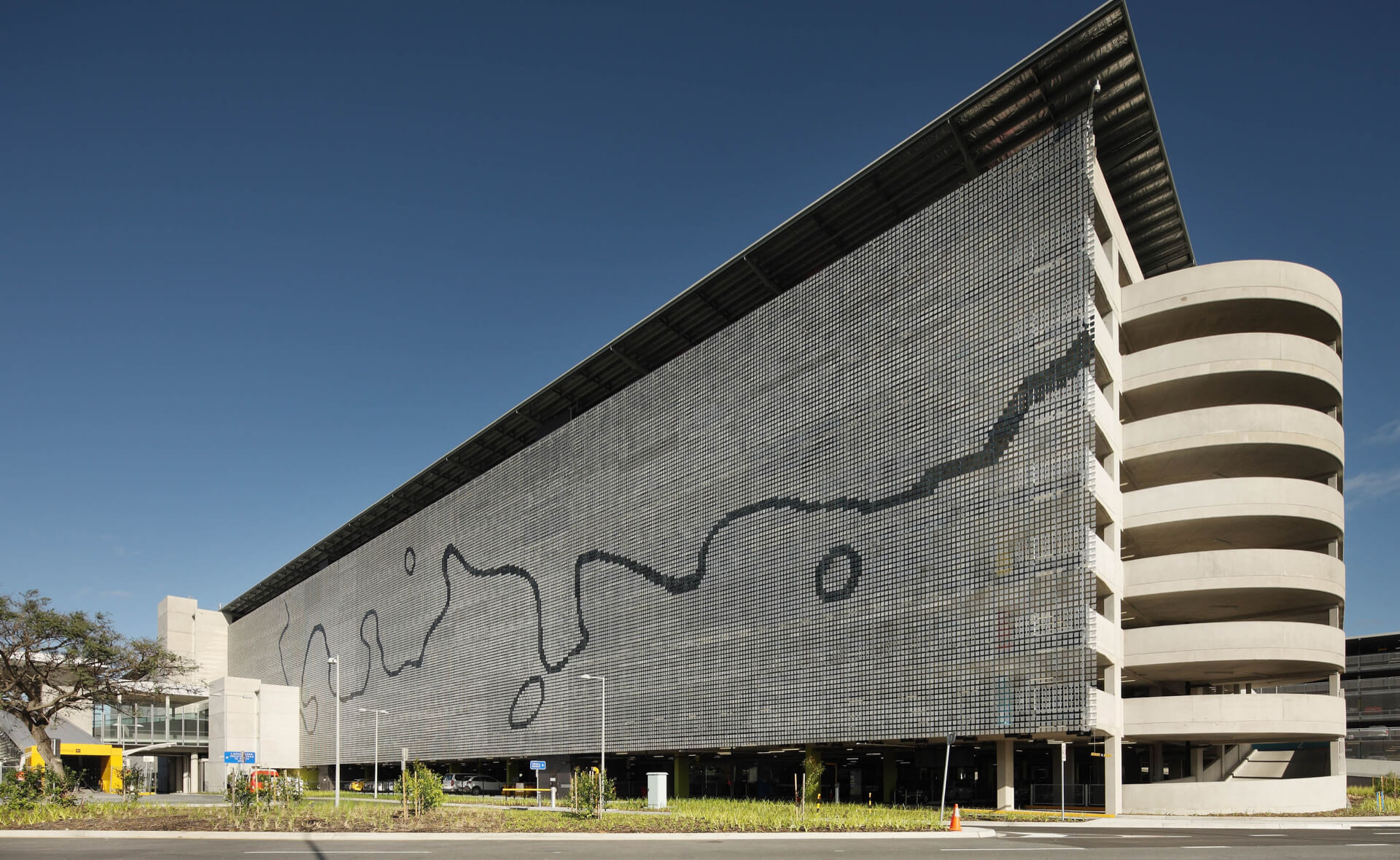 worlds-coolest-car-parks-3