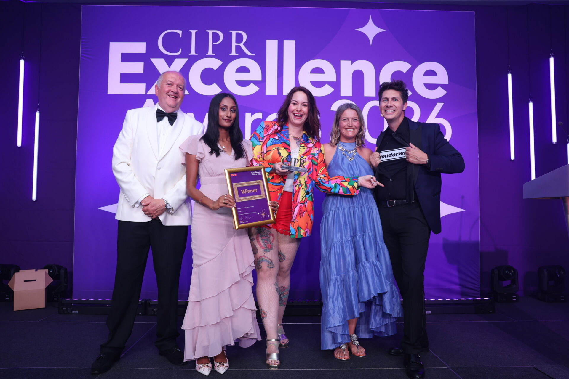 Umpf-team-celebrates-Wonderwall-PR-Award-Win-at-2006-CIPR-Excellence-Awards